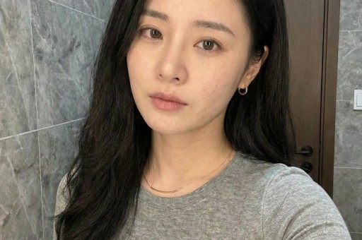 陪睡陪玩仅是表象男星再曝黑幕被逼迫拍裸照才能换来男一号了